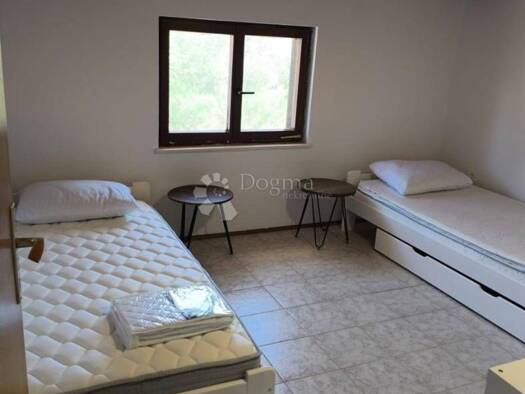 Wohnung zur Miete 330 € 2 Zimmer 40 m² 2 Geschosse Lopar, Rab Lopar 51281