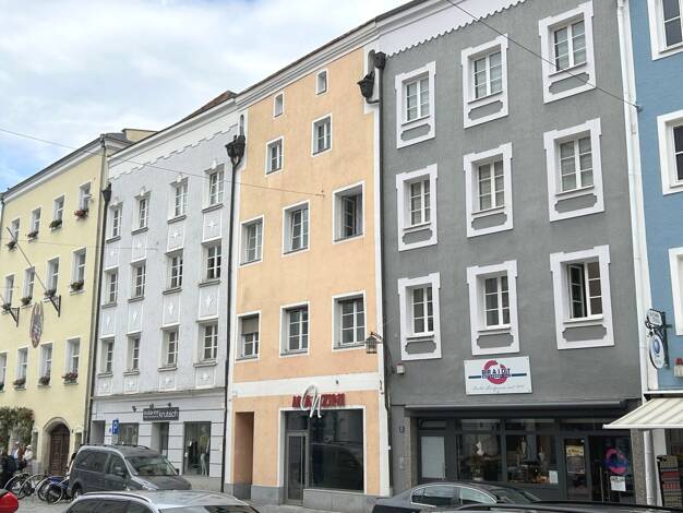 Stadthaus zum Kauf 14 Zimmer 366 m² 239 m² Grundstück Vilshofen Vilshofen an der Donau 94474