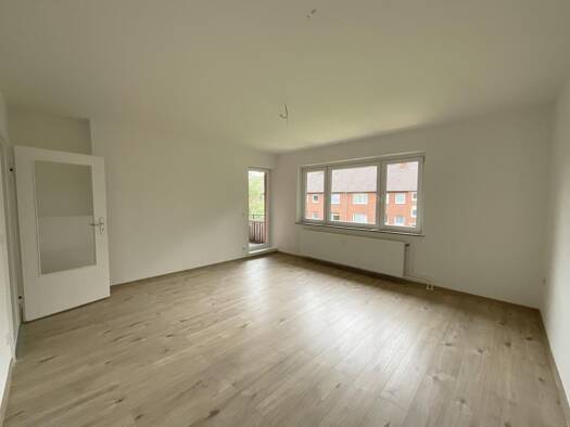 Wohnung zur Miete 459 € 3 Zimmer 70 m² 1. Geschoss Wiesenstraße 19 Sandhorst Aurich 26603