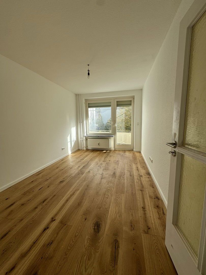 Wohnung zur Miete 750 € 1 Zimmer 26 m²<br/>Wohnfläche 2.<br/>Geschoss ab sofort<br/>Verfügbarkeit Berger Straße 100 Nordend - Ost Frankfurt am Main 60316