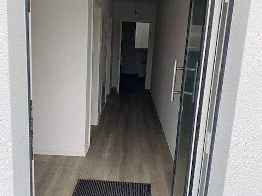 Wohnung zur Miete 520 € 2 Zimmer 57,7 m² Blankenhainer Straße 174 Mellingen 99441