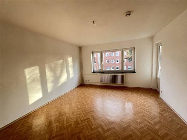 Wohnung zur Miete 434 € 2,5 Zimmer 62 m² 1. Geschoss frei ab 01.12.2025 Helgolaender Straße 33 Heide 25746