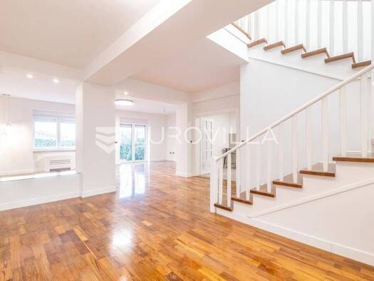 Haus zur Miete 5.700 € 4 Zimmer 400 m² Sestine Lekenik