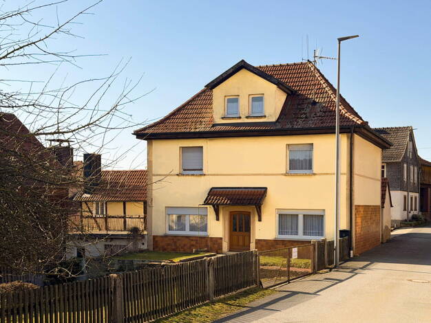 Einfamilienhaus zum Kauf provisionsfrei 110.000 € 5 Zimmer 160 m² 810 m² Grundstück Obristfeld Redwitz 96257