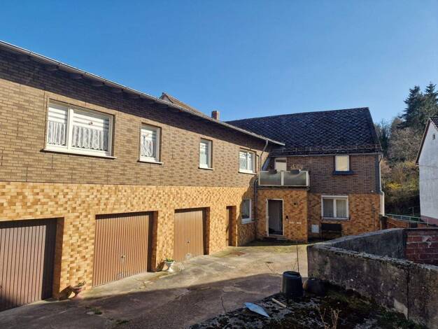 Einfamilienhaus zum Kauf 199.000 € 7 Zimmer 180 m² 1.230 m² Grundstück Königsberg Biebertal 35444