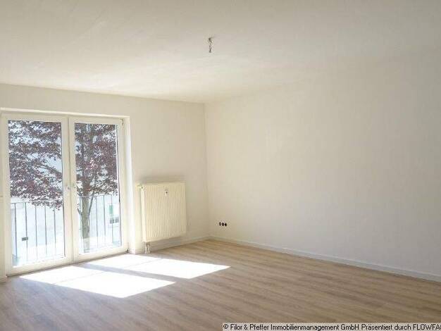 Wohnung zur Miete 348 € 1 Zimmer 38,7 m² 1. Geschoss Sankt-Michael-Straße 11/11a Sudenburg Magdeburg 39112