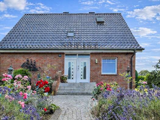 Einfamilienhaus zum Kauf 379.000 € 5 Zimmer 115 m² 1.167 m² Grundstück Stuvenborn 24641