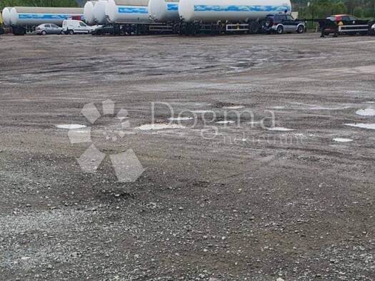 Land-/Forstwirtschaft zur Miete Cavle