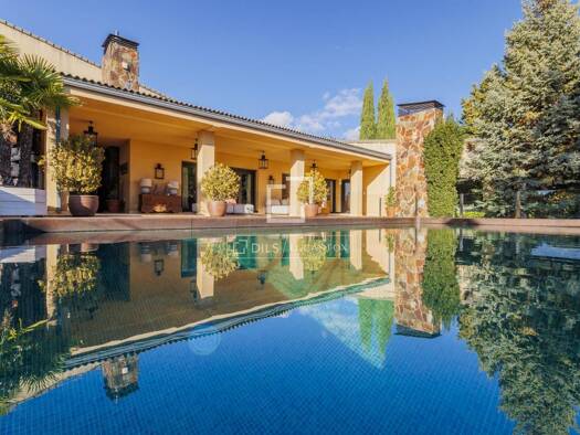 Haus zum Kauf 1.690.000 € 600 m² 2.200 m² Grundstück Torrelodones 28250