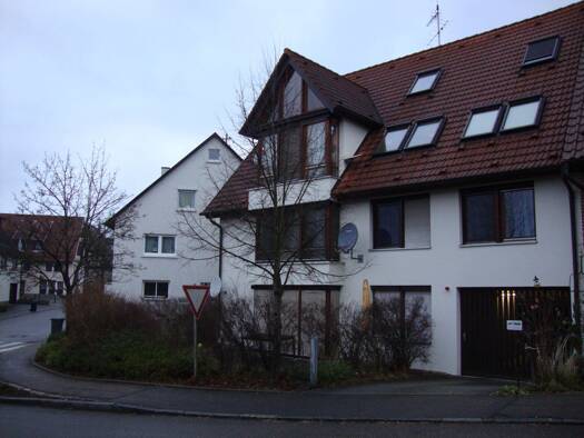 Wohnung zur Miete 900 € 3,5 Zimmer 87,5 m² Geschoss 1/2 frei ab sofort Wolfstraße 1 Schlierbach 73278