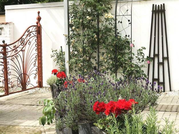 Einfamilienhaus zum Kauf provisionsfrei 1.100.000 € 8 Zimmer 222 m² 396 m² Grundstück Buckow Berlin 12107