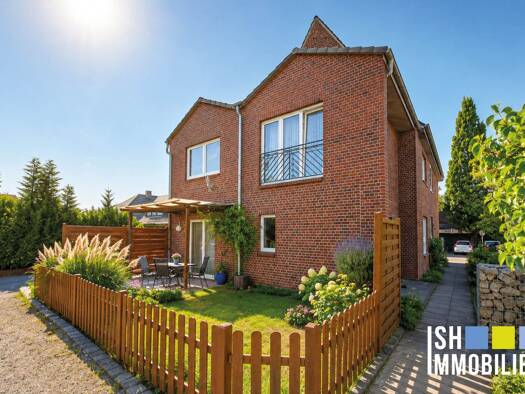 Mehrfamilienhaus zum Kauf als Kapitalanlage geeignet 698.000 € 13 Zimmer 272,7 m² 568 m² Grundstück Stade Stade 21680
