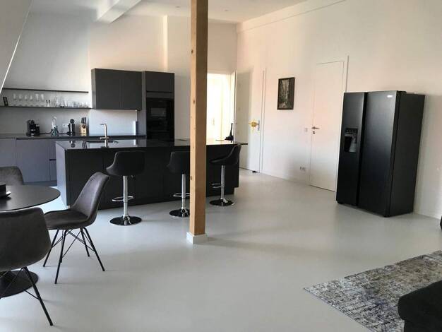 Wohnung zur Miete 1.900 € 2 Zimmer 82 m² 6. Geschoss Charlottenburg Berlin 10589