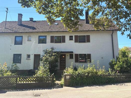 Doppelhaushälfte zum Kauf 530.000 € 5 Zimmer 111 m² 492 m² Grundstück Maichingen Sindelfingen 71069