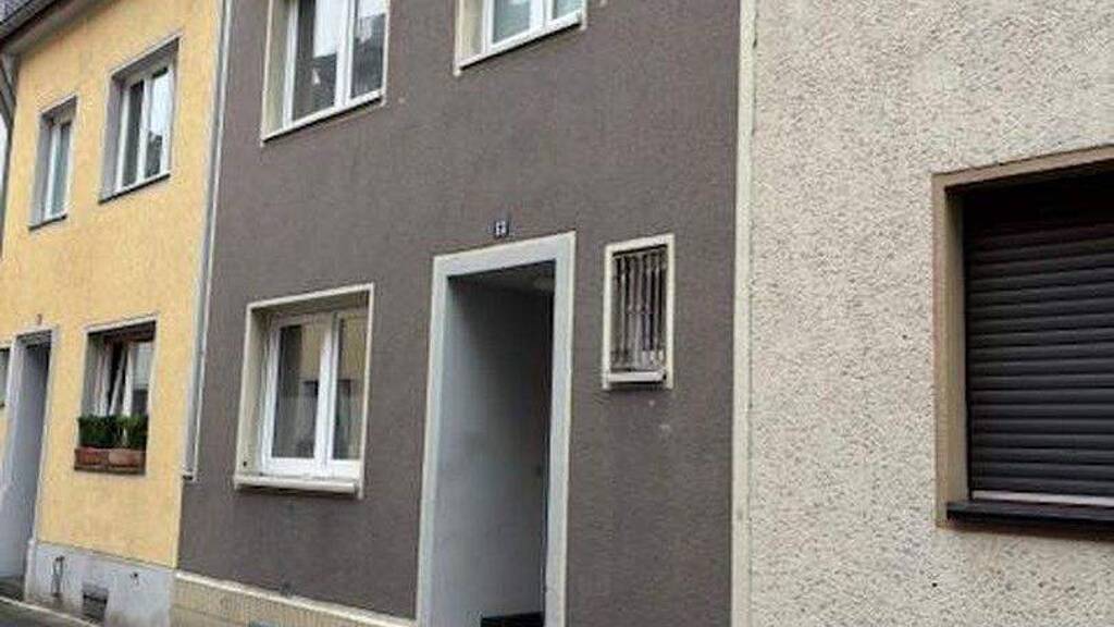 Reihenmittelhaus zur Miete 2.800 € 6 Zimmer 135 m² 90 m² Grundstück frei ab 01.06.2026 Altstadt-Süd Köln 50676