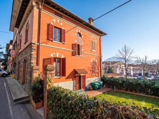 Haus zum Kauf 295.000 € 220 m² 70 m² Grundstück Barga 55051