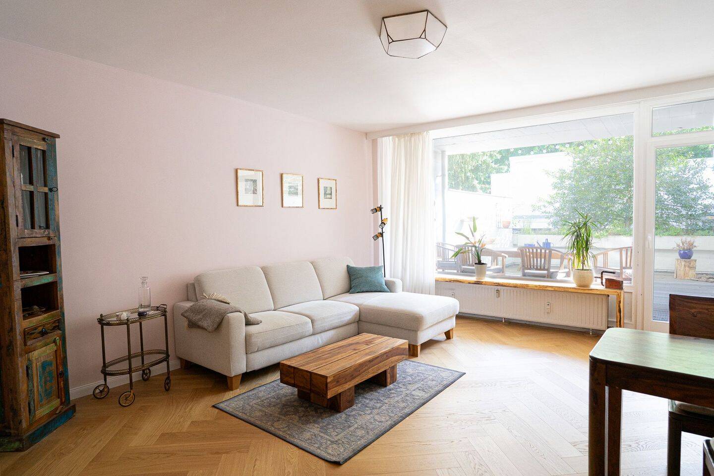 Stilvolle 1-Zimmer-Wohnung mit Terrasse in begehrter Lage von Schwachhausen – Bremen – Vorschaubild 3