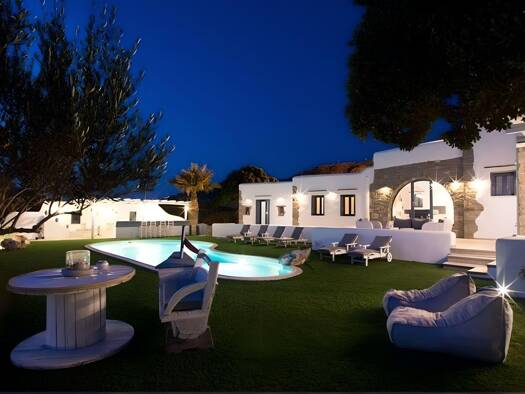 Villa zum Kauf 2.350.000 € 5 Zimmer 510 m² 4.500 m² Grundstück Paros Municipality 84400
