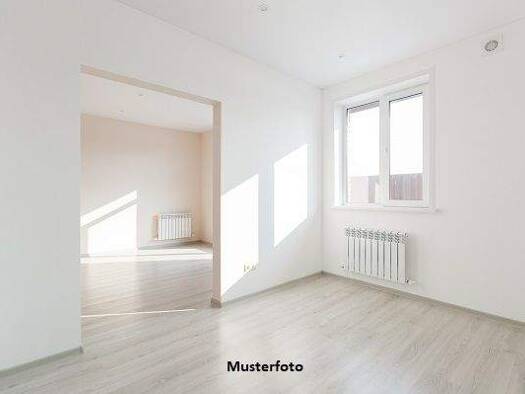 Wohnung zum Kauf 93.000 € 3 Zimmer 68 m² Berghausen Gummersbach 51647