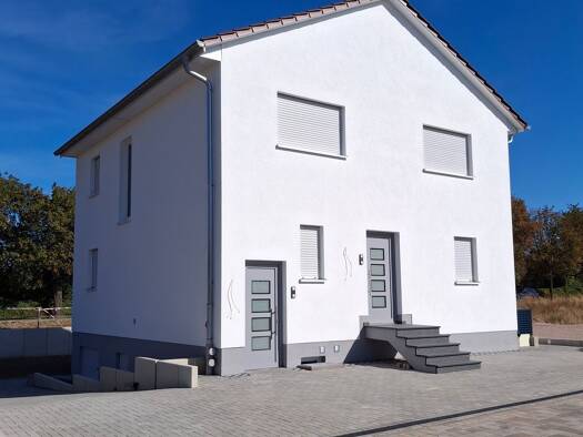 Einfamilienhaus zur Miete 1.890 € 5 Zimmer 140 m² frei ab sofort Schimsheim Armsheim 55288