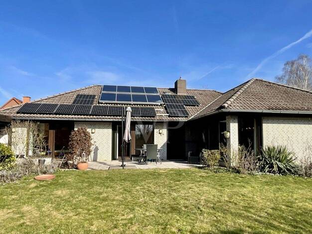 Bungalow zum Kauf 350.000 € 5 Zimmer 125 m² 706 m² Grundstück Rethmar Sehnde / Rethmar 31319