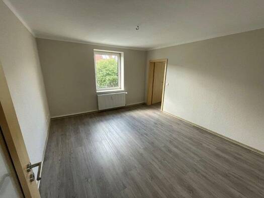 Wohnung zur Miete 405 € 3 Zimmer 57,8 m² 1. Geschoss Brockenstraße 16 Oschersleben 39387