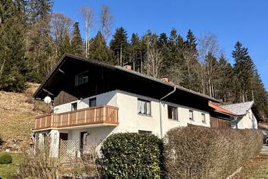 Einfamilienhaus zum Kauf 199.000 € 8 Zimmer 200 m² 3.018 m² Grundstück Greising Deggendorf 94469