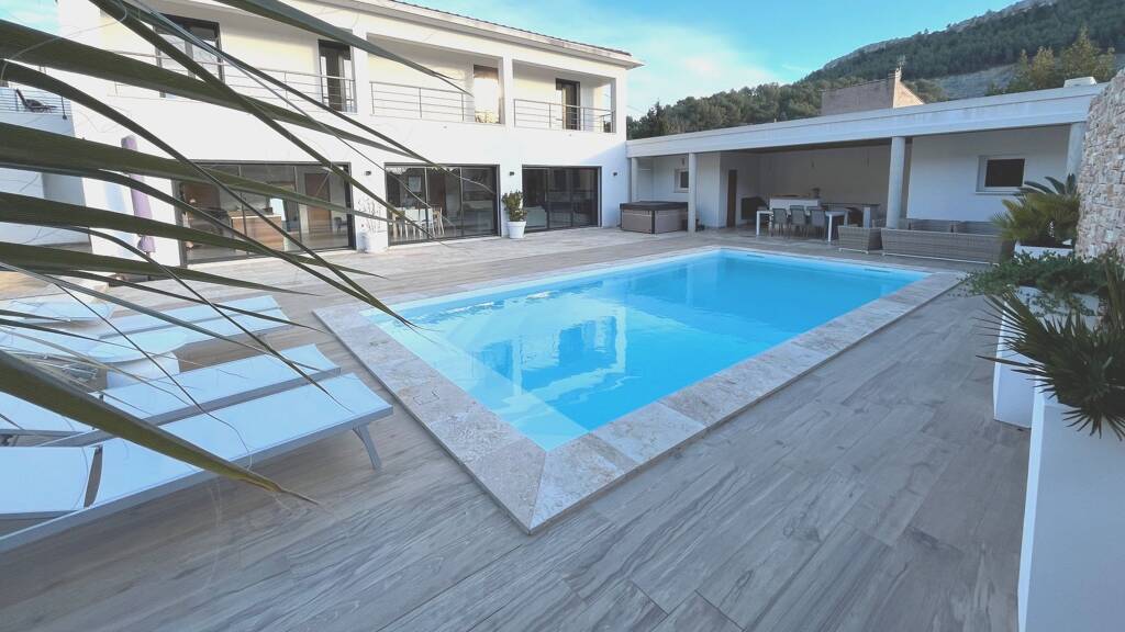 Einfamilienhaus zum Kauf 1.180.000 € 220 m² 1.136 m² Grundstück ROQUEFORT LA BEDOULE 13830