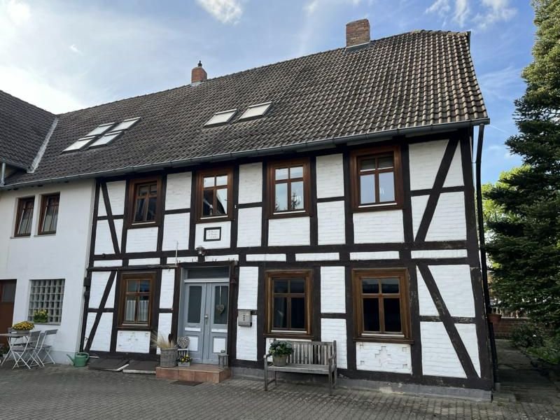 Bauernhaus zum Kauf 790.000 € 11 Zimmer 367 m²<br/>Wohnfläche 2.448 m²<br/>Grundstück Celler Heerstraße 48 Ölper Braunschweig 38114