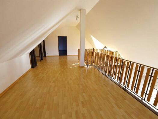 Wohnung zum Kauf 228.500 € 5 Zimmer 100,9 m² 2. Geschoss Lage 32791