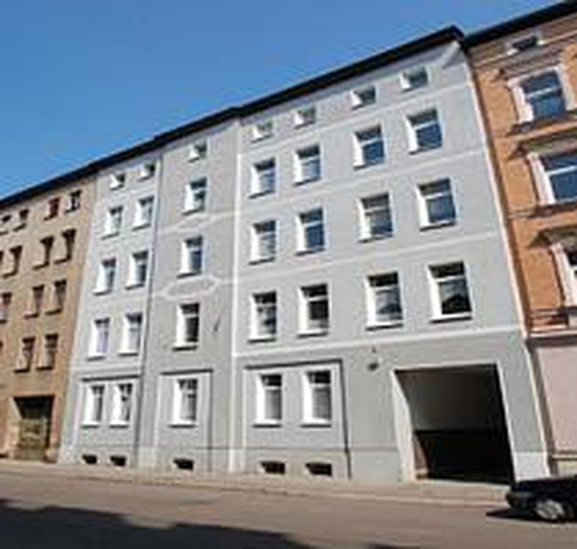 Mehrfamilienhaus zum Kauf provisionsfrei 3.300.000 € 56 Zimmer 1.560 m²<br/>Wohnfläche 1.070 m²<br/>Grundstück Freiimfelde / Kanenaer Weg Halle 06112