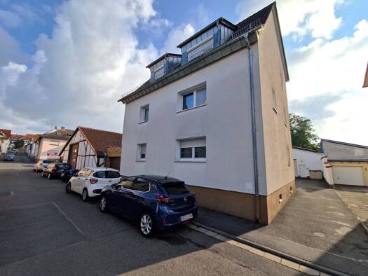 Mehrfamilienhaus zum Kauf als Kapitalanlage geeignet 749.000 € 11 Zimmer 325 m² 589 m² Grundstück Goldbach 63773