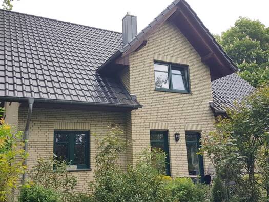 Einfamilienhaus zur Miete 1.550 € 8 Zimmer 200 m² 300 m² Grundstück frei ab 01.02.2026 Cappeln Cappeln (Oldenburg) 49692