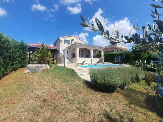 Haus zum Kauf 580.000 € 3 Zimmer 142 m² Luka