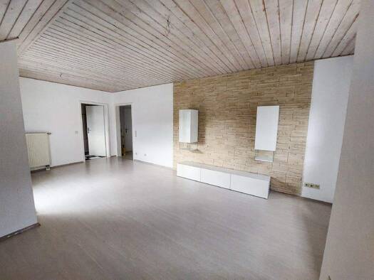Wohnung zum Kauf 145.000 € 2 Zimmer 54 m² frei ab 01.05.2026 Becksteiner Str. 33a Lauda Lauda-Königshofen 97922