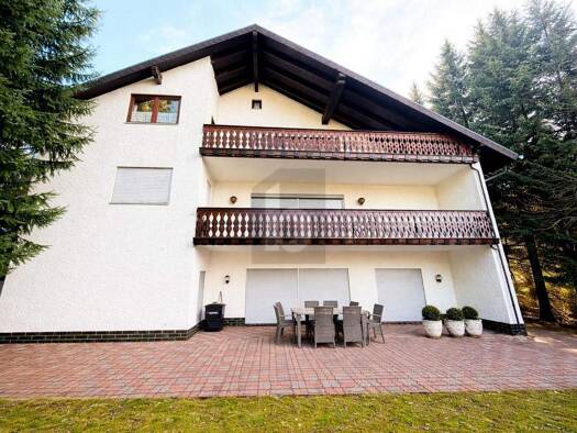 Mehrfamilienhaus zum Kauf 650.000 € 13 Zimmer 436 m² 2.945 m² Grundstück Warmensteinach 95485
