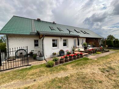 Einfamilienhaus zum Kauf 279.000 € 5 Zimmer 140 m² 3.761 m² Grundstück Beeskow Beeskow / Falkenberg 15848