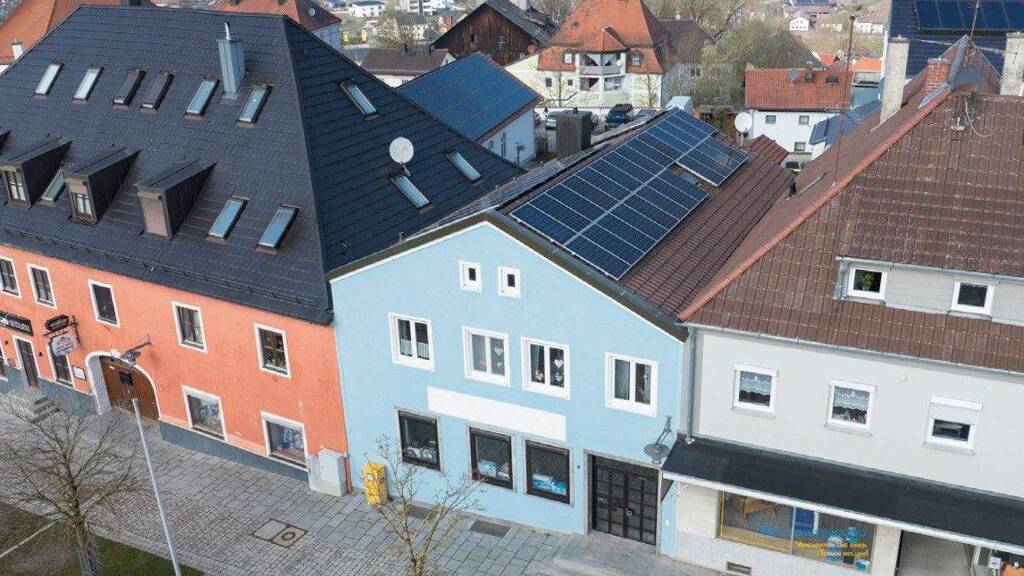 Haus zum Kauf 6 Zimmer 454 m² Grundstück Marktplatz 8 Simbach 94436