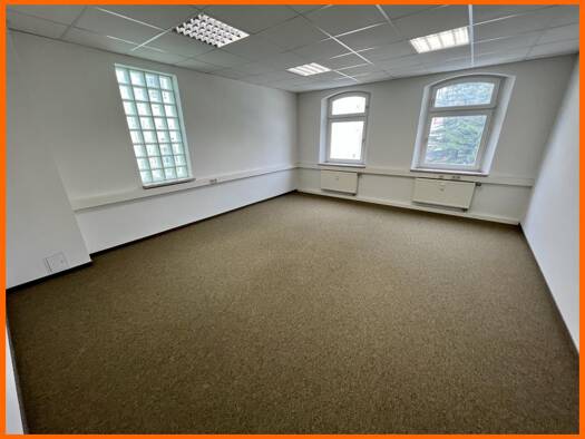 Bürofläche zur Miete provisionsfrei 530 € 4 Zimmer 106 m² Bürofläche Berliner Straße 6 Innenstadt Gera 07545