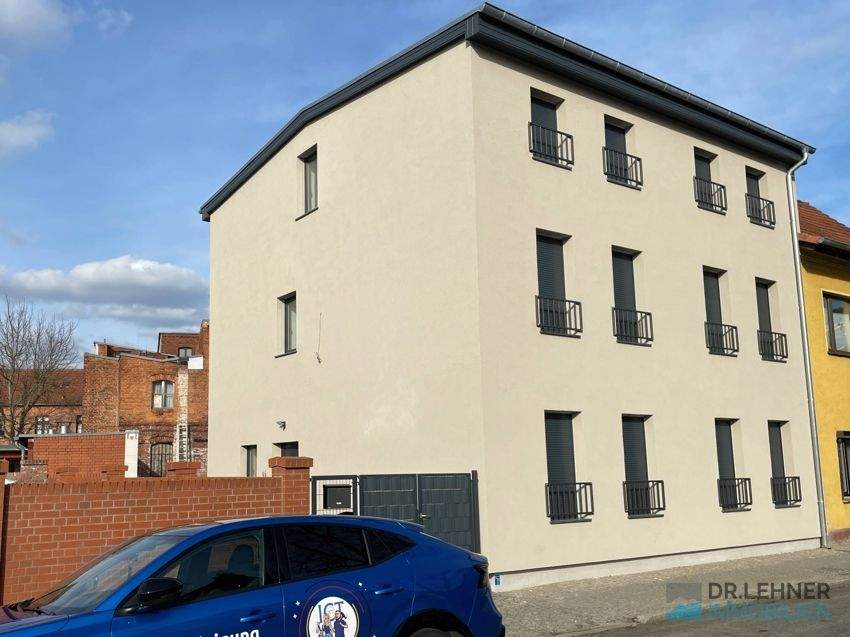 Immobilie in Wittenberge - Top saniertes Mehrfamilienhaus mit 4 Wohnungen, Balkonen und Terrasse - Kapitalanlage in Wittenberge - Bild 2