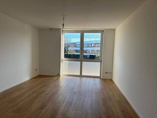 Wohnung zur Miete 725 € 2 Zimmer 58 m² Geschoss 2/4 frei ab 15.03.2026 Heerdter Landstraße 142 Heerdt Düsseldorf 40549