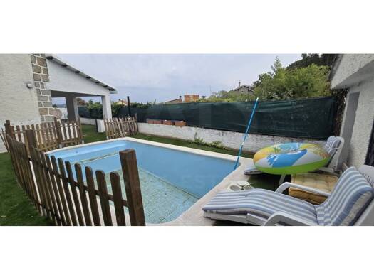 Villa zum Kauf 239.680 € 4 Zimmer El Tiemblo 05270