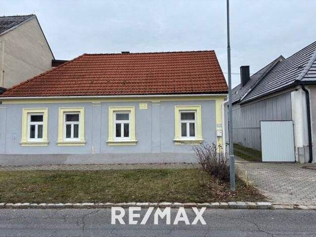 Mehrfamilienhaus zum Kauf 119.000 € 6 Zimmer 72 m² 1.413 m² Grundstück Lackendorf 7321