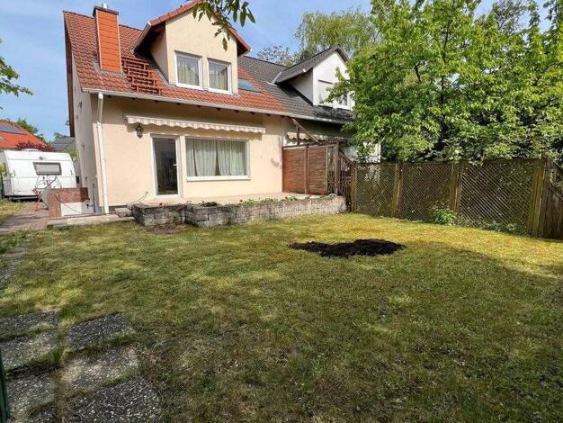 Doppelhaushälfte zum Kauf provisionsfrei 777.777 € 6 Zimmer 159 m² 277 m² Grundstück Kelsterbach 65451