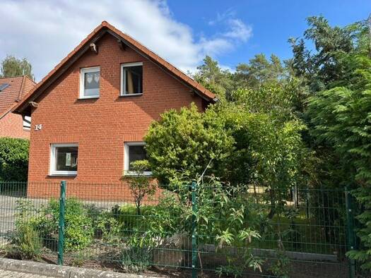 Einfamilienhaus zur Miete 950 € 4 Zimmer 125 m² 369 m² Grundstück frei ab sofort Mirow Mirow 17252
