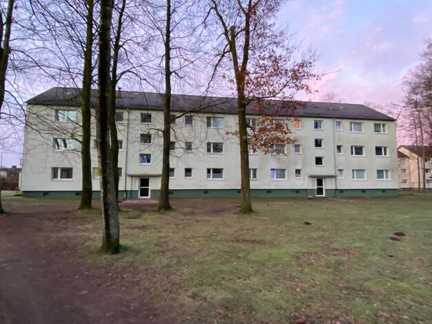 Wohnung zur Miete 419 € 2 Zimmer 32,3 m² 2. Geschoss frei ab 27.10.2026 Amrumer Straße 3 Weiche Flensburg 24941