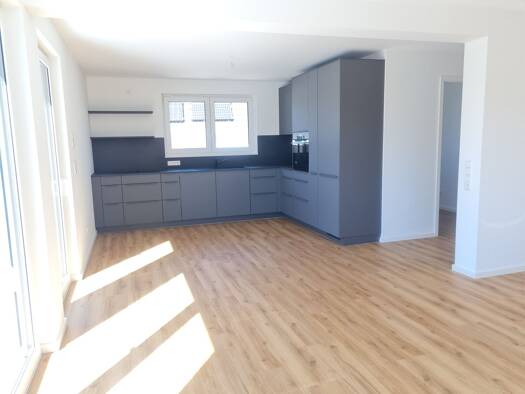 Wohnung zur Miete 1.410 € 3 Zimmer 99,4 m² frei ab 01.08.2026 Endingen Endingen am Kaiserstuhl 79346