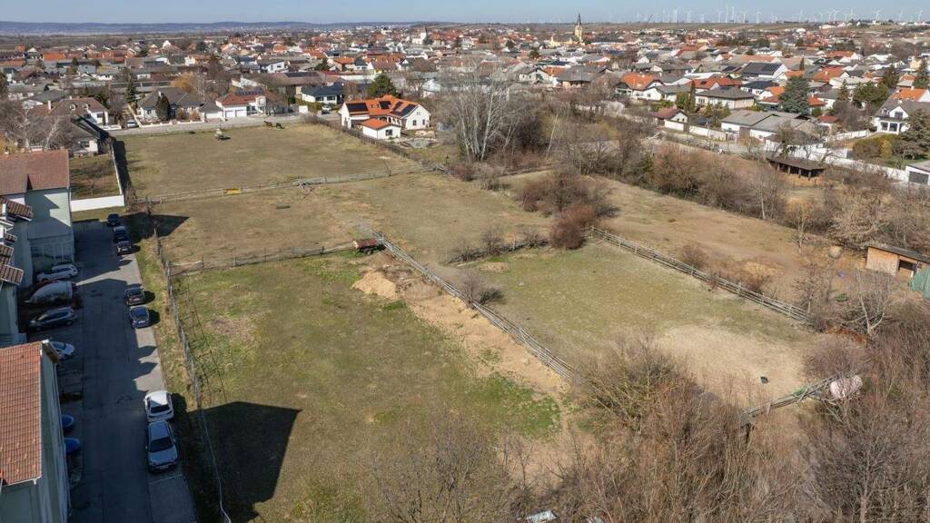 Grundstück zum Kauf 3.300.000 € 10.000 m² Grundstück Gols 7122