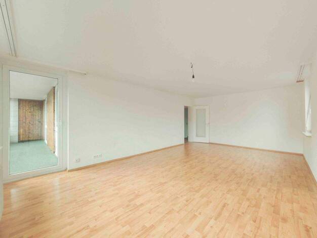 Wohnung zum Kauf 325.000 € 3 Zimmer 98 m² 2. Geschoss Orschel-Hagen Reutlingen 72760