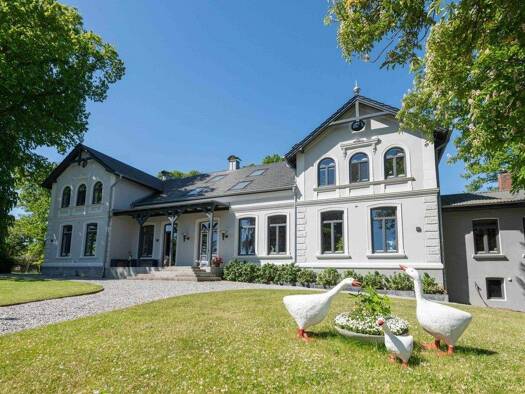 Einfamilienhaus zum Kauf 12 Zimmer 579 m² 42.709 m² Grundstück Ekenis Boren/Ekenis 24392